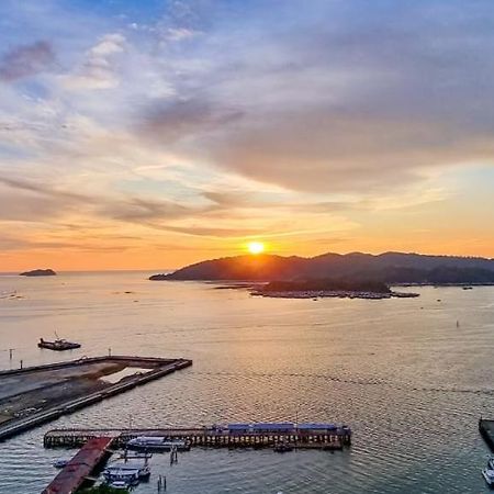 Jesselton Point Homestay Kota Kinabalu Exterior photo